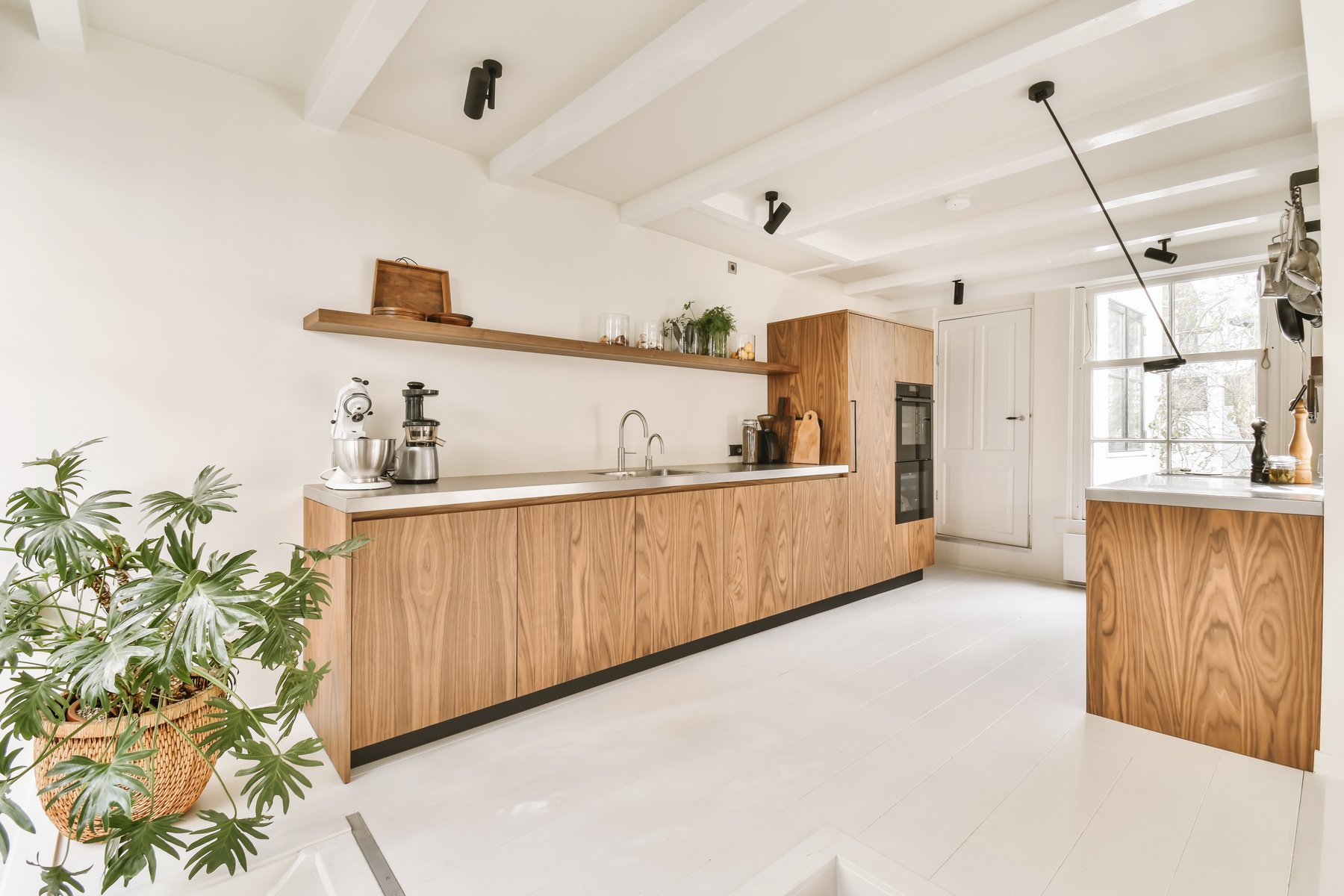 Luxurious Kitchen with a Light Wooden Kitchen Set